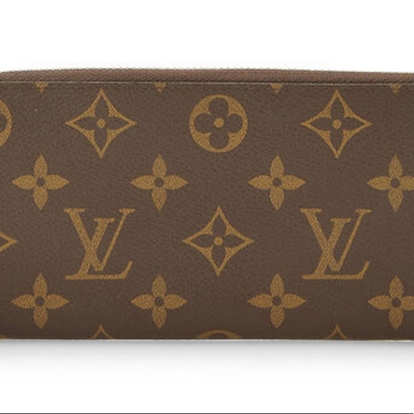LOUIS VUITTON MONOGRAM CANVAS CLEMENCE WALLET - Picture 2 of 14